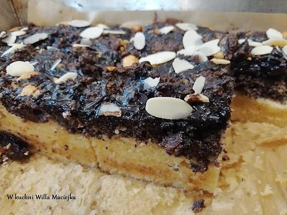 Makowiec - tradycyjny polski strudel z makiem