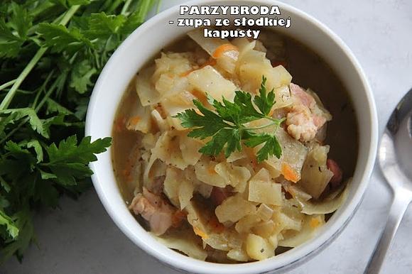 Parzybroda zupa ze słodkiej kapusty i ziemniaków