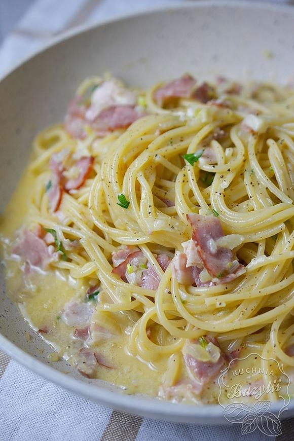 Spaghetti carbonara bez śmietanki