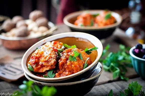 Kofta korma z czerwoną soczewicą