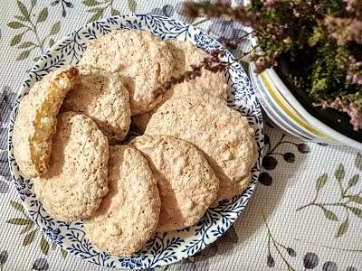 Kokosanki na białkach z masłem
