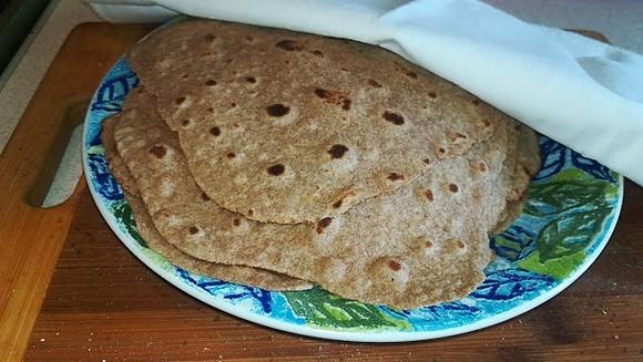 Tortilla pełnoziarnista