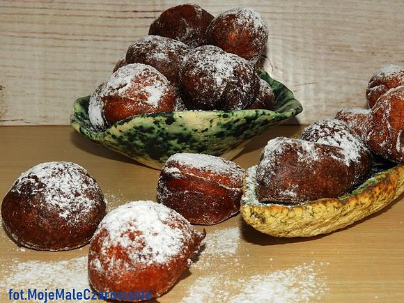 Baci di ricotta serowo-cynamonowe mini pączusie