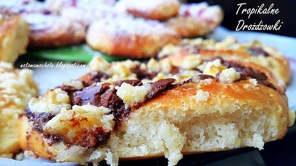 Drożdżówki z Nutellą, Ananasem i Bananem