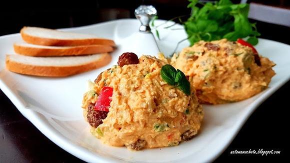 Słodko-Pikantna Pasta z Kurczaka