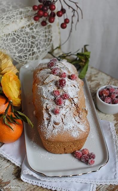 Babka z żurawiną