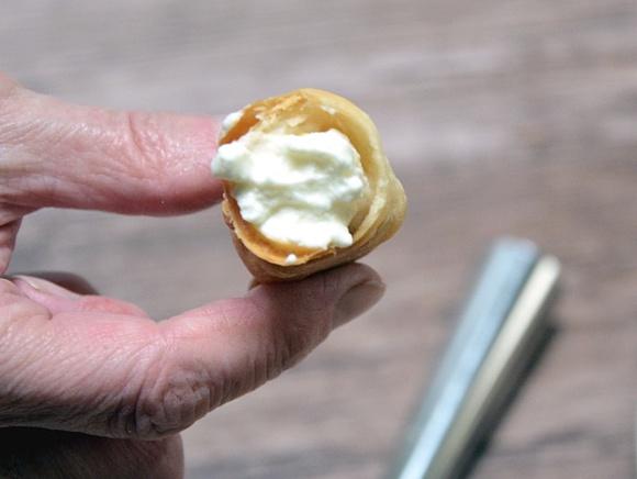 Półfrancuskie rurki z kremem mascarpone