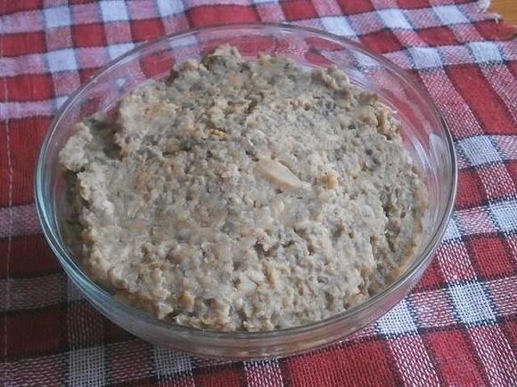 Pasta pieczarkowo-fasolowa