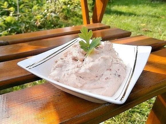 Pasta z serka, fety i suszonych pomidorów