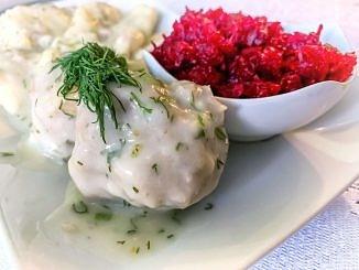 Pulpety w sosie koperkowym