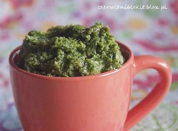 Pesto roszponkowo-arachidowe