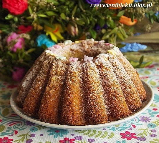 Babka migdałowa