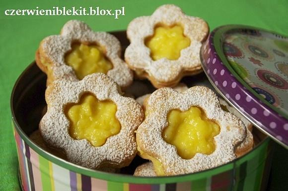 Wiosenne ciastka z mango curd