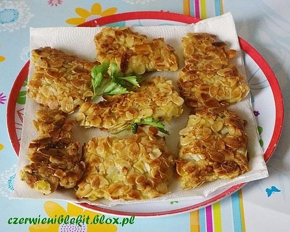 Filety rybne w płatkach migdałowych