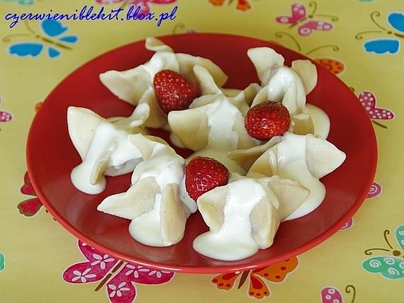 Pierogi z truskawkami