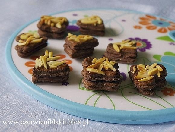 Ciasteczka kakaowe z migdałami i nutellą