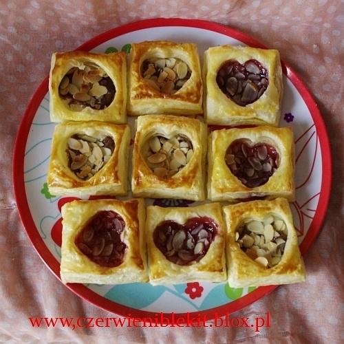 Ciastka francuskie z marmoladą malinową lub Nutellą
