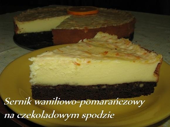 Sernik waniliowo-pomarańczowy na czekoladowym spodzie