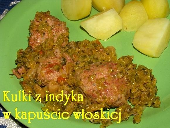 Kulki z indyka w kapuście włoskiej