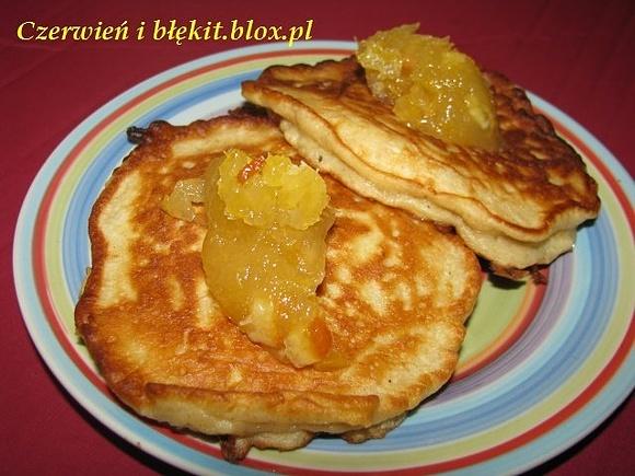 Raczki maślankowe z jabłkami i bananem