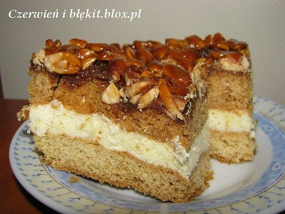 Ciasto miodowo-orzechowe z kremem z kaszy manny