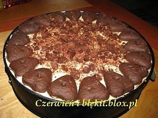 Kruchy tort śliwkowy
