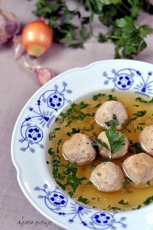 Żydowska penicylina czyli rosół z knedlami z macy