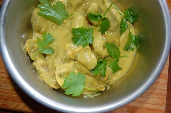 Curry z drobiowych serduszek