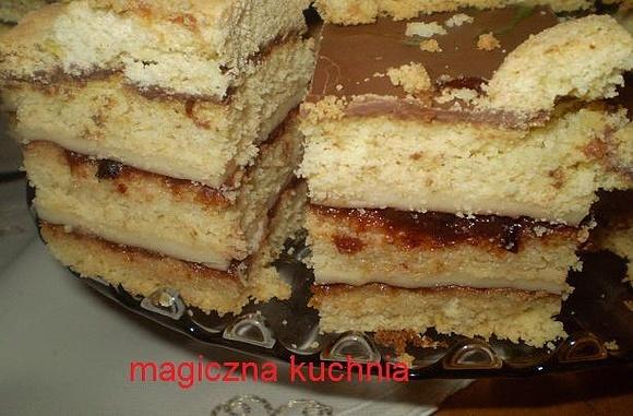 Mazurek z budyniem i powidłem