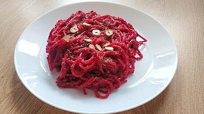 Czerwone spaghetti