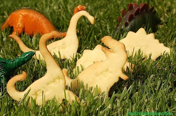Dinozaury ciastka cytrynowe na Dzień Dziecka