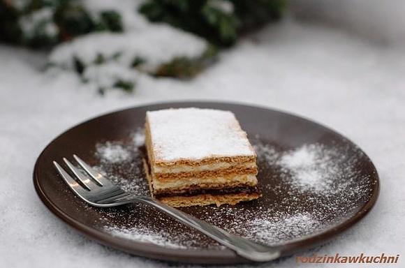 Ciasto czeskie z miodem i kremem budyniowym