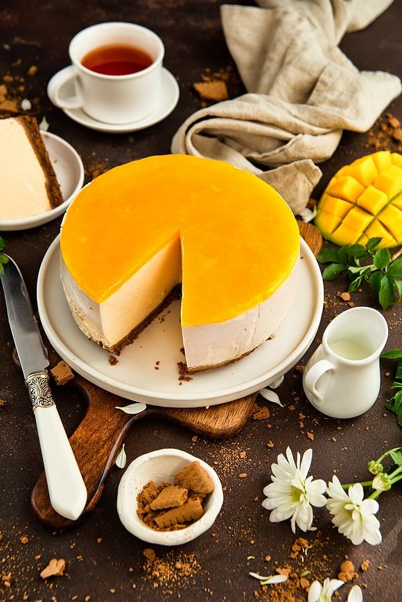 Bardzo łatwy sernik na zimno z mango