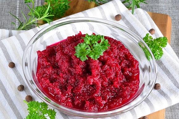 Ćwikła z chrzanem domowy przepis