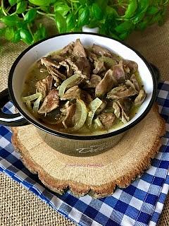 Gulasz z serduszek drobiowych