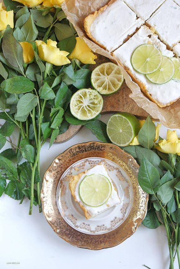 Mazurek limonkowy bez glutenu i jajek