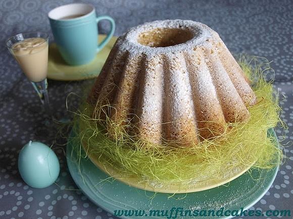 Babka z ajerkoniakiem