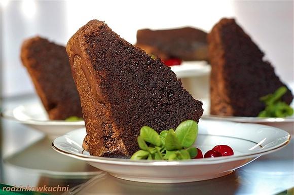 Wilgotna babka czekoladowa