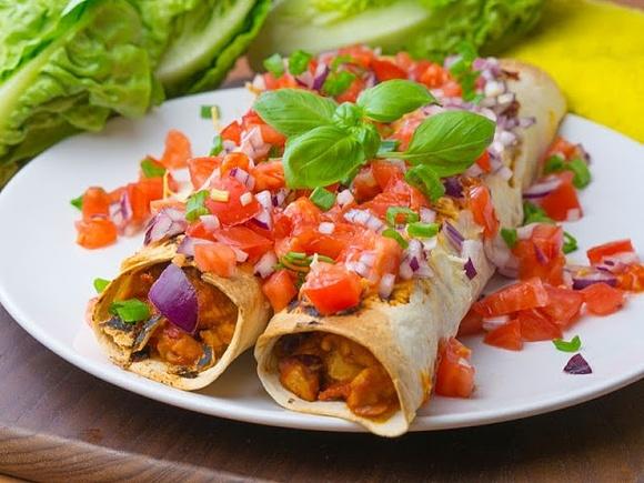Meksykańska enchilada z kurczakiem