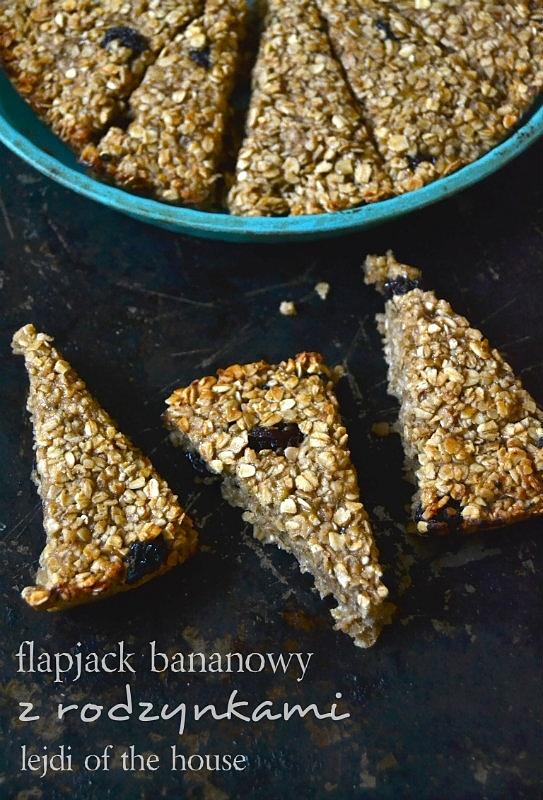 Bananowe flapjacks z rodzynkami