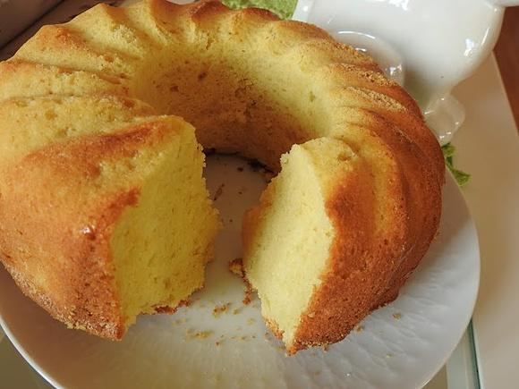 Babka jogurtowa