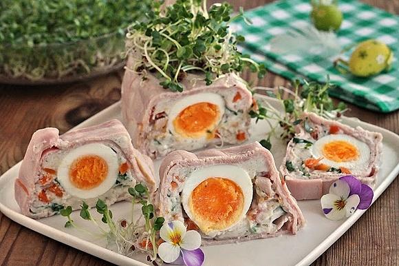 Terrina z żurkiem i jajem