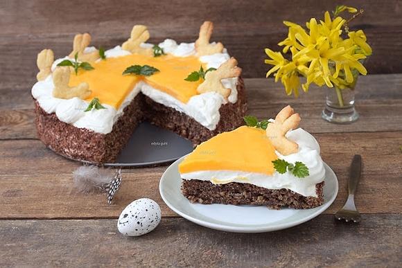Tort ajerkoniakowy