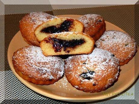 Babeczki pączuszki - przepis na małe słodkie wypieki