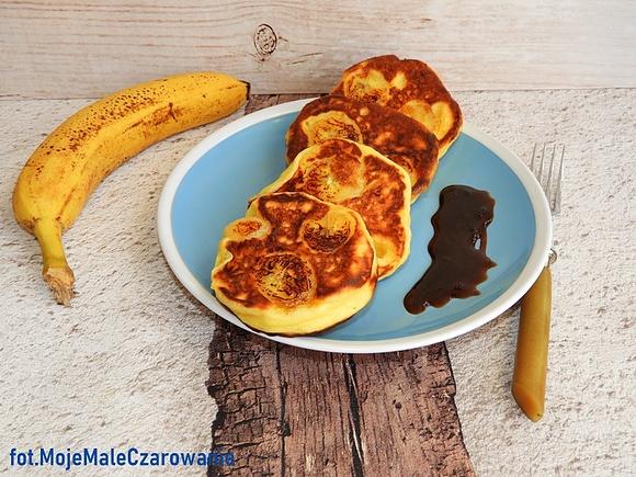 Placuszki z ricotty i bananami