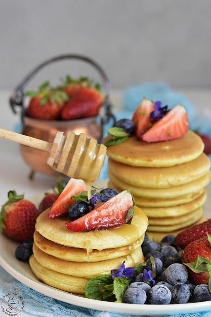 Pancakes z miodem spadziowym