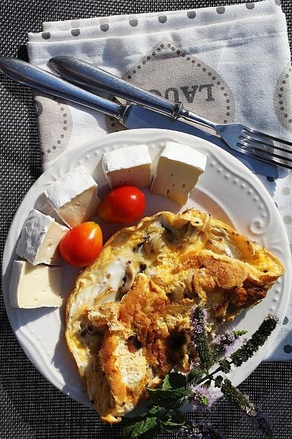 Omlet z pieczarkami