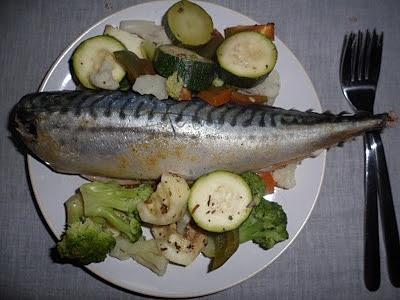 Makrela z warzywami na parze