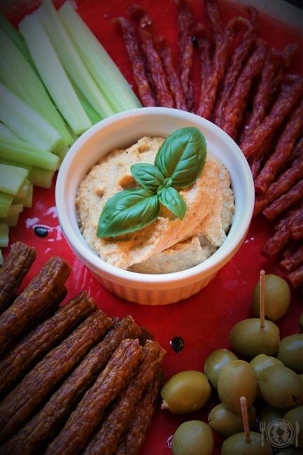 Keto hummus z kalafiora - paleo, low carb, wegański przepis