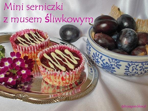 Mini serniczki z musem śliwkowym